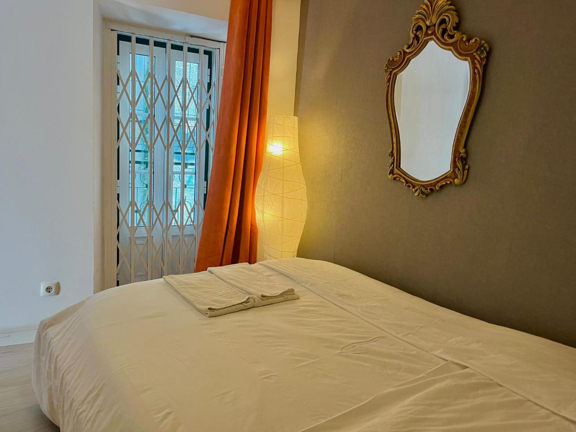 1 Bedroom Apartment - Tv Da Madalena 01 리스본 외부 사진