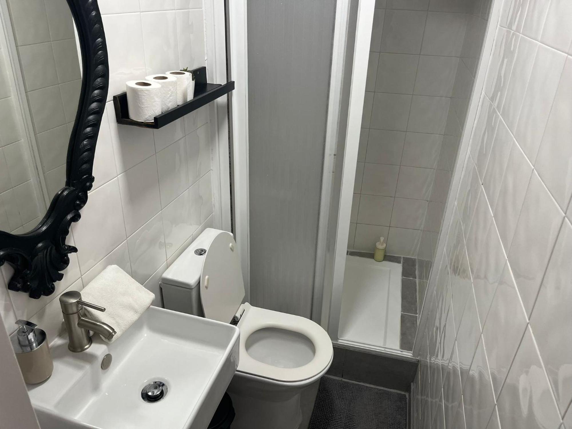 1 Bedroom Apartment - Tv Da Madalena 01 리스본 외부 사진